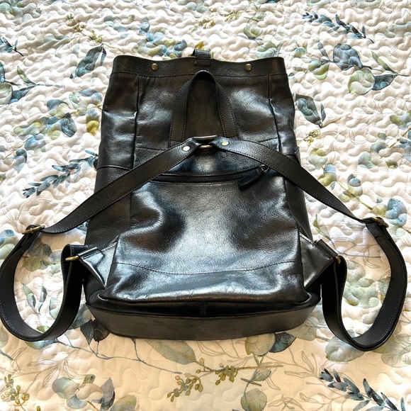 In Pell by Valentina Made in Italy Black Leather Backpack - Picture 11 of 17